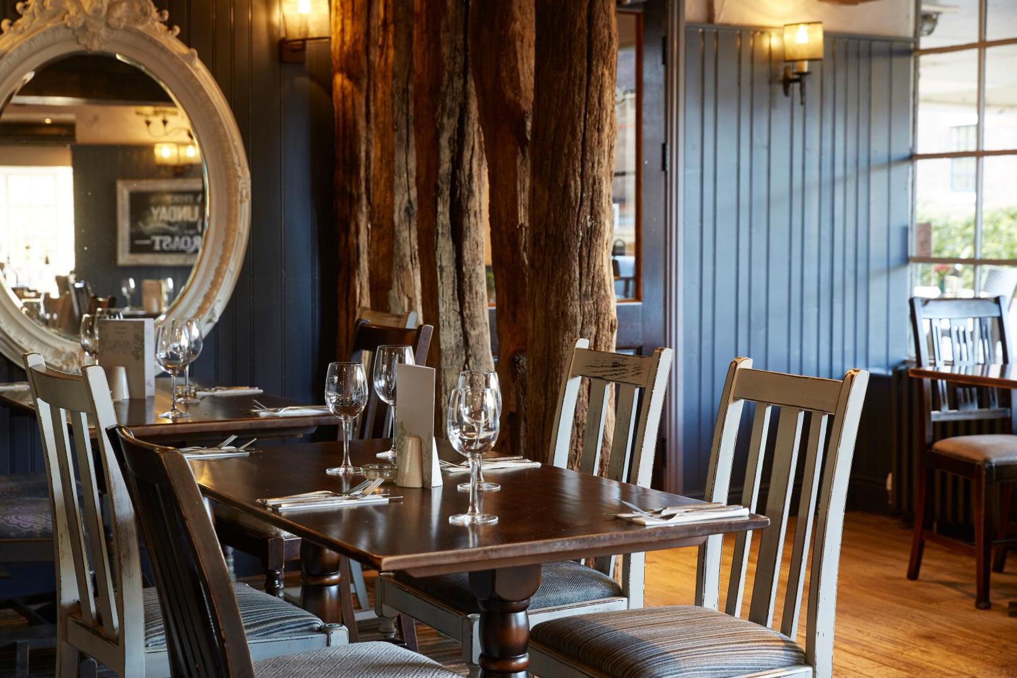 Hotel De Trafford Arms By Chef & Brewer Collection à Alderley Edge Extérieur photo