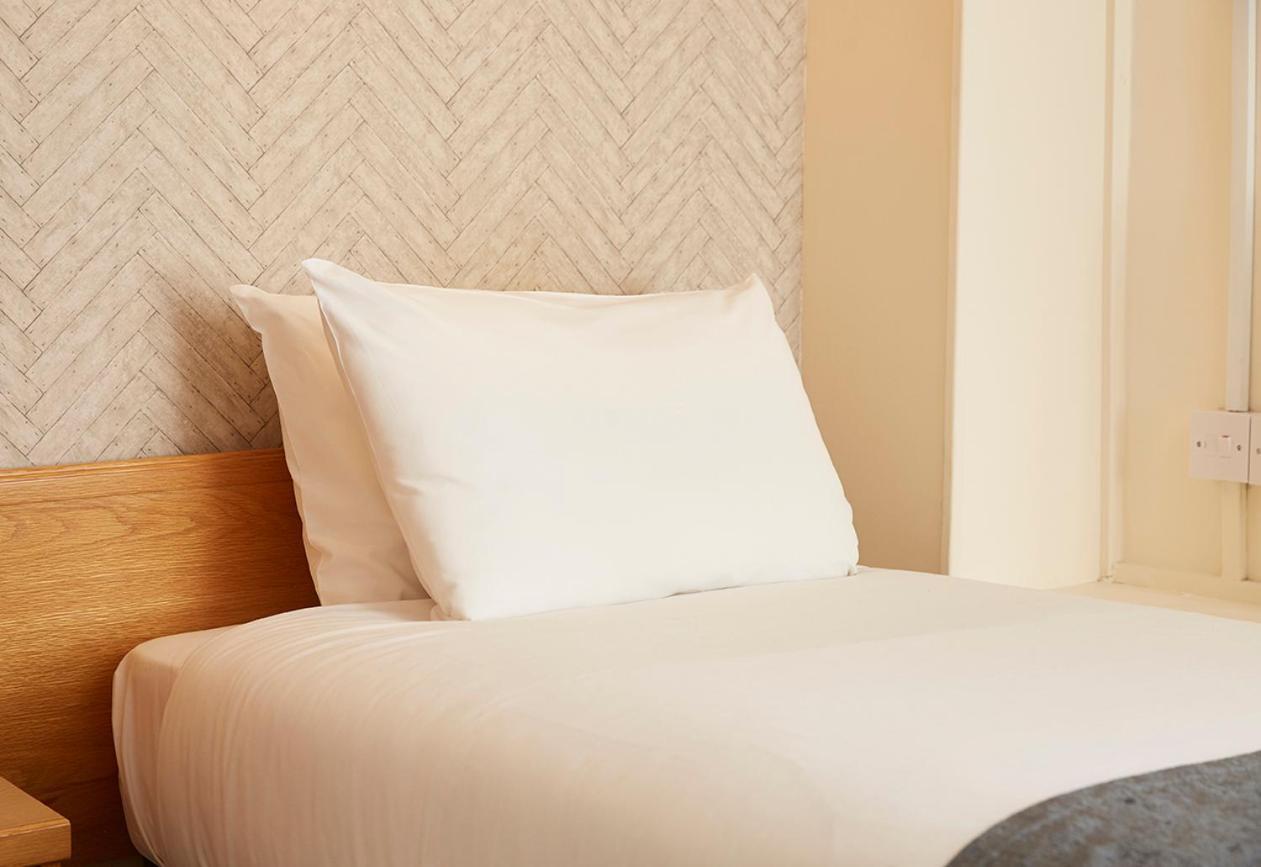 Hotel De Trafford Arms By Chef & Brewer Collection à Alderley Edge Extérieur photo