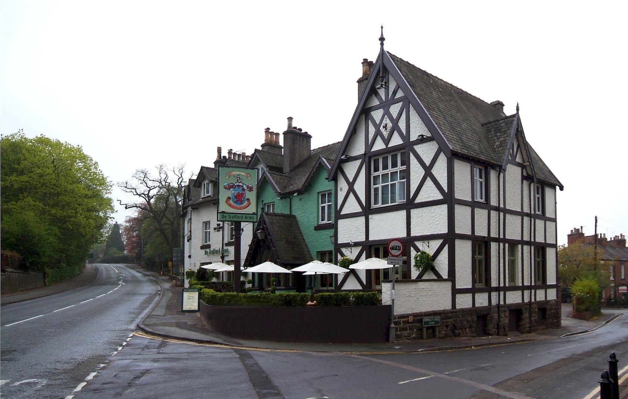 Hotel De Trafford Arms By Chef & Brewer Collection à Alderley Edge Extérieur photo
